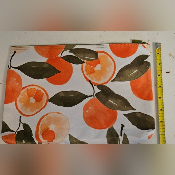 Thirty-one Oranges Print  Zipper Pouch - Picture 5 of 5